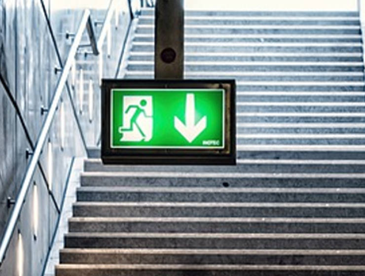 Accessibilité : faut-il aussi équiper les escaliers de secours ?